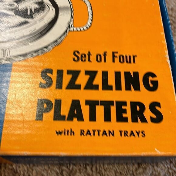 NWT Vintage Sizzling Platters Rattan Wood trays Set of 4 Steak‎ Grill plates - Picture 3 of 12